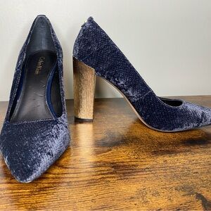 Calvin Klein Neema Size 6.5 Navy Velvet Gold Block Chunky High Heel Blue
